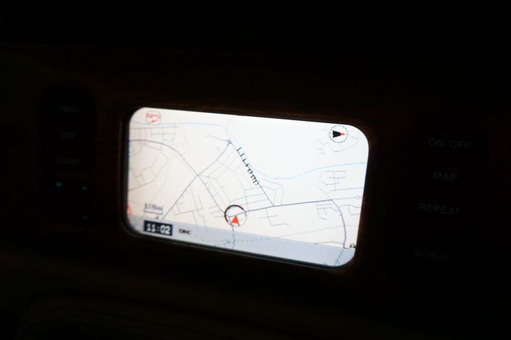 Used Jaguar XKR 2006 for sale - 76590799: Photo 44