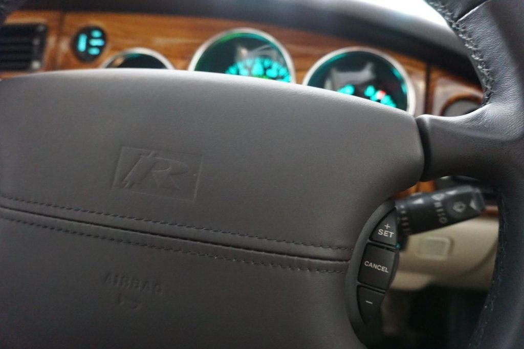 Used Jaguar XKR 2006 for sale - 76590799: Photo 46