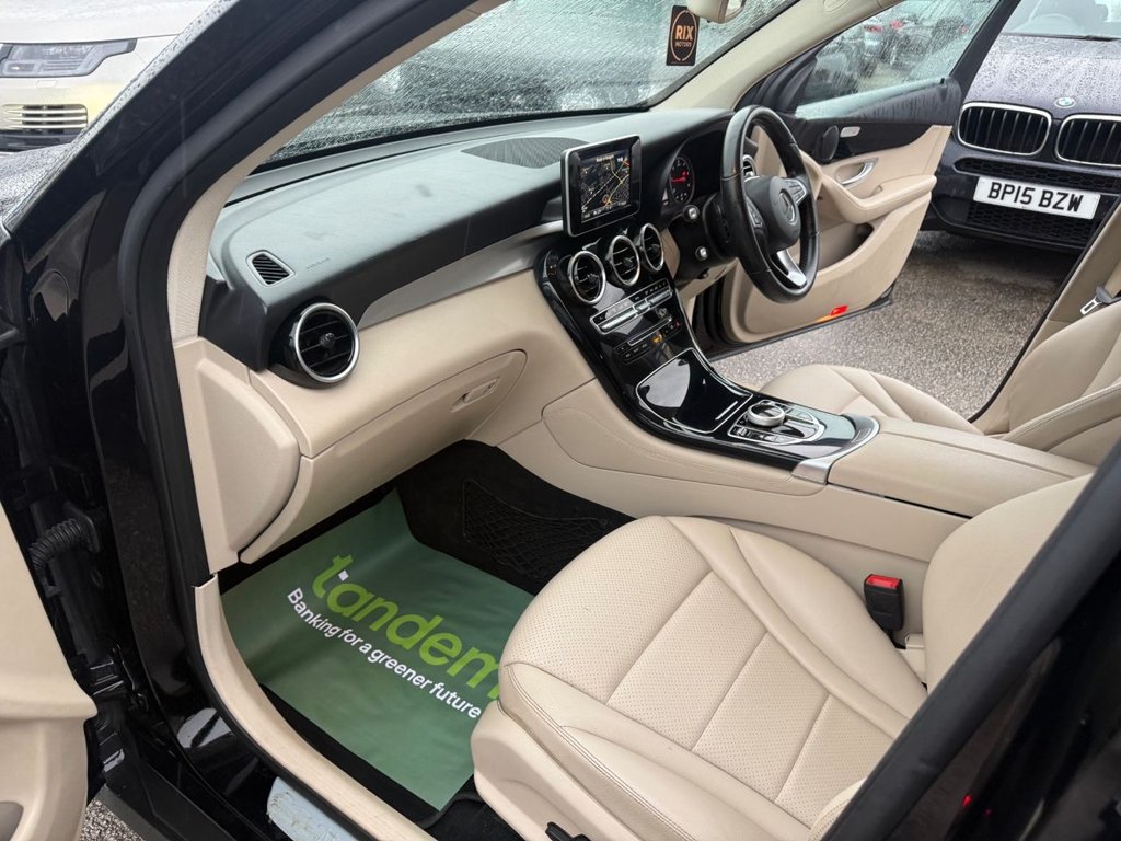 Used Mercedes-Benz GLC 2019 for sale - 76841586: Photo 30