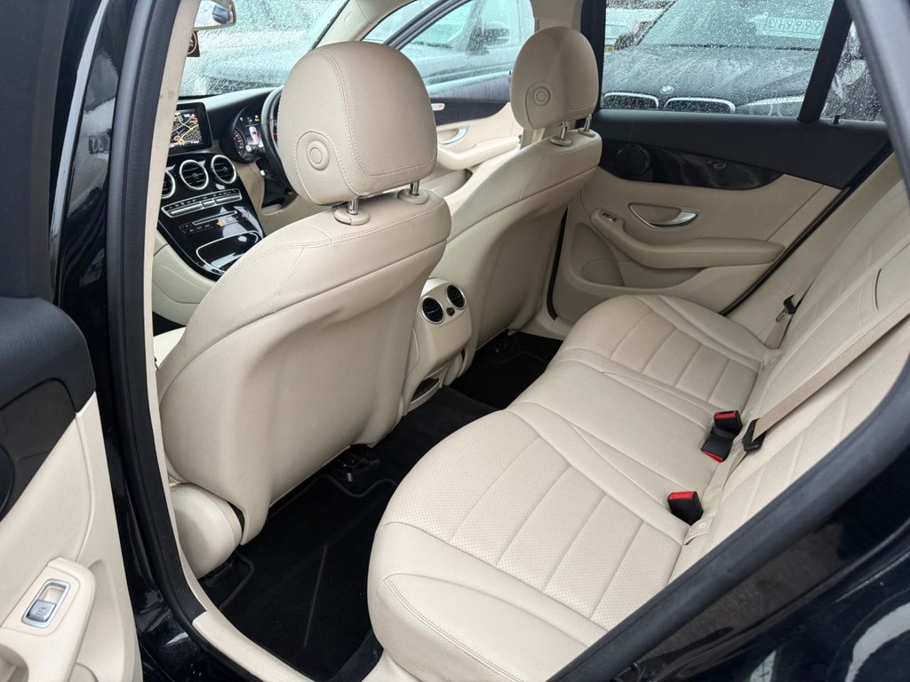 Used Mercedes-Benz GLC 2019 for sale - 76841586: Photo 32