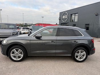 Used Audi Q5 2018 for sale - 76081230: Photo