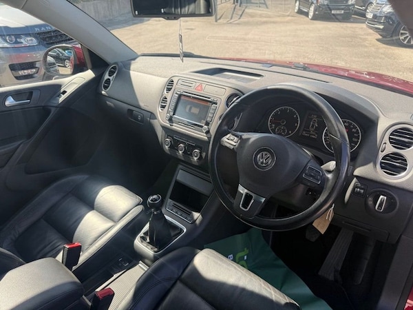 Used Volkswagen Tiguan 2011 for sale - 76223893: Photo 15