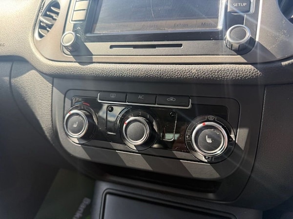 Used Volkswagen Tiguan 2011 for sale - 76223893: Photo 27
