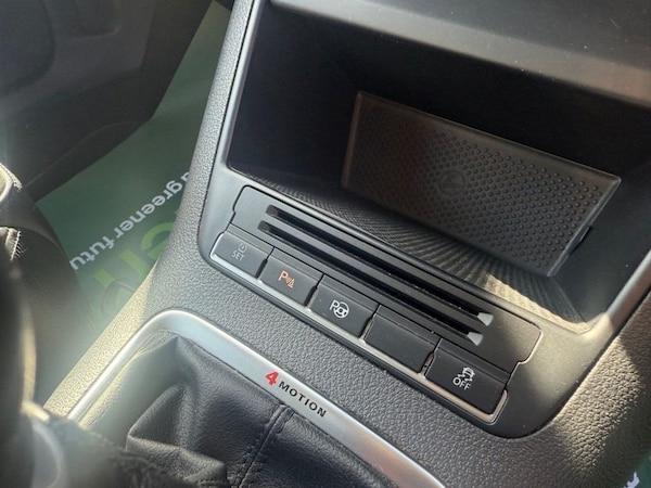 Used Volkswagen Tiguan 2011 for sale - 76223893: Photo 28