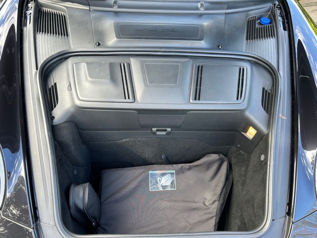 Used Porsche 911 2010 for sale - 75573868: Photo 19