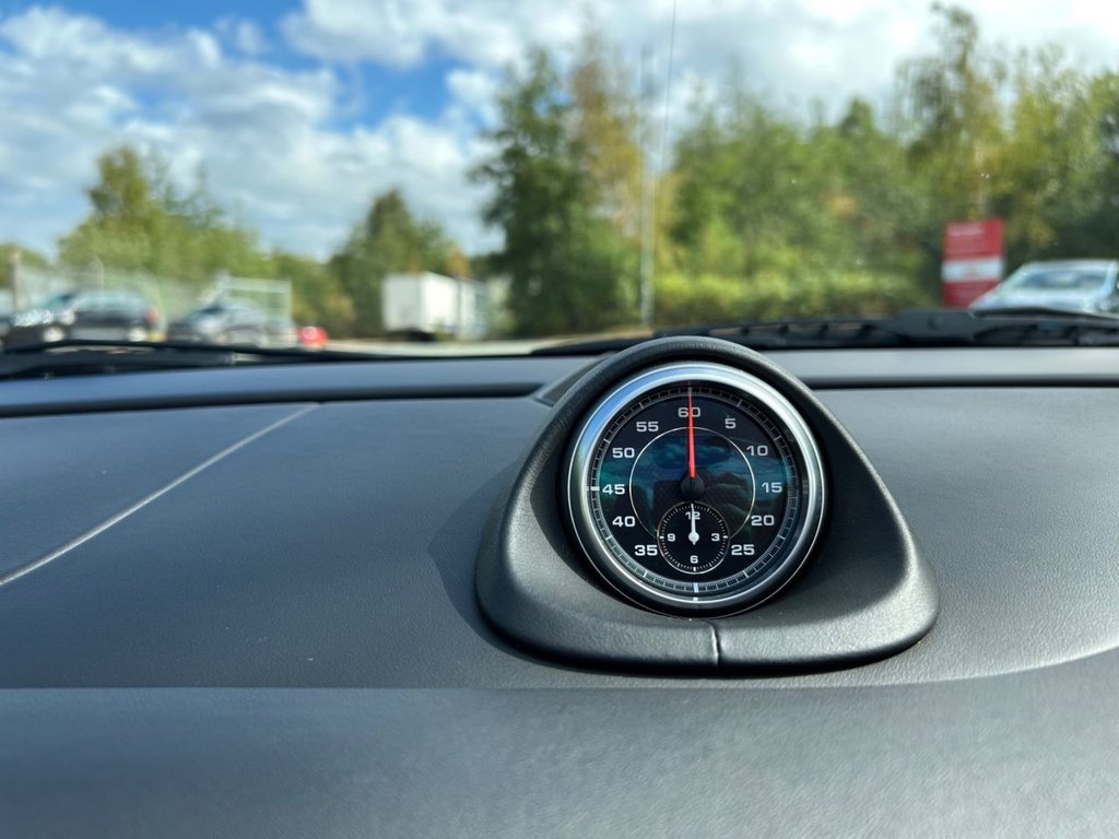 Used Porsche 911 2010 for sale - 75573868: Photo 26