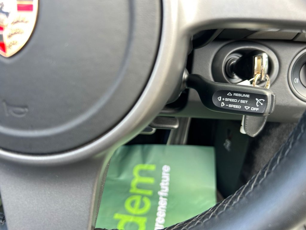 Used Porsche 911 2010 for sale - 75573868: Photo 42