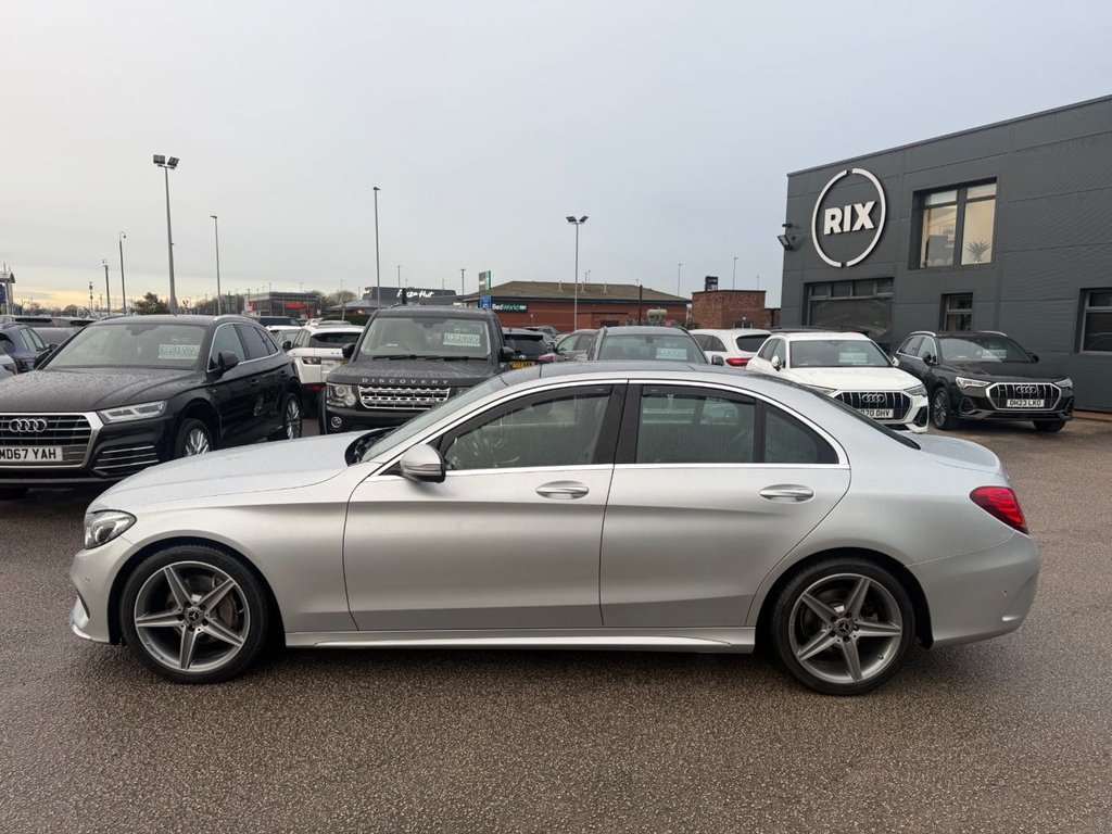 Used Mercedes-Benz C Class 2018 for sale - 78212607: Photo 3