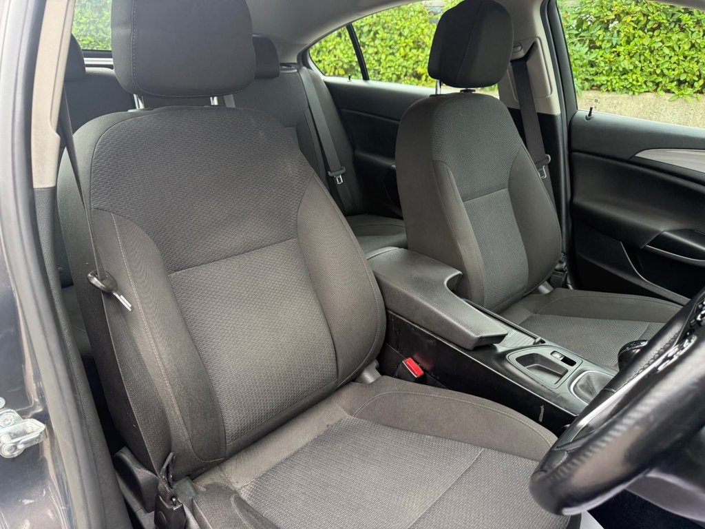 Used Vauxhall Insignia 2015 for sale - 76685987: Photo 13