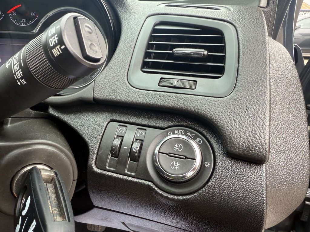 Used Vauxhall Insignia 2015 for sale - 76685987: Photo 15