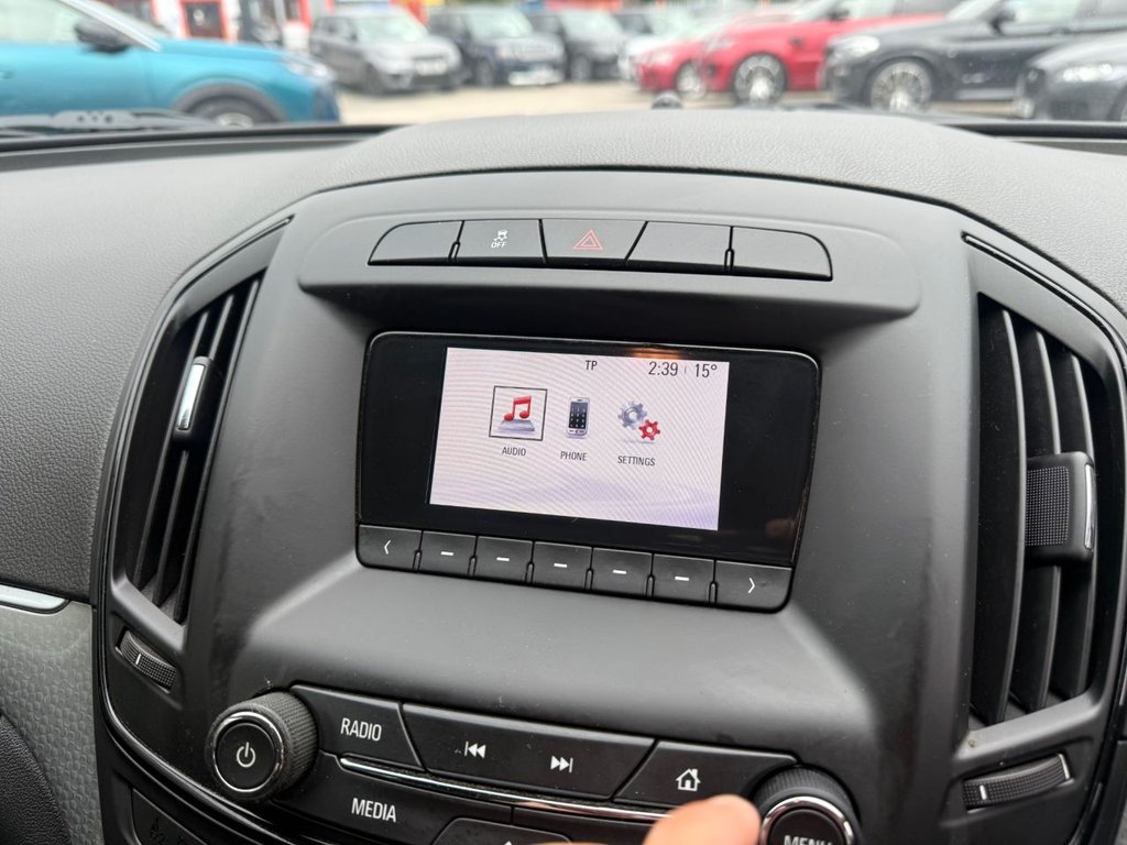 Used Vauxhall Insignia 2015 for sale - 76685987: Photo 21