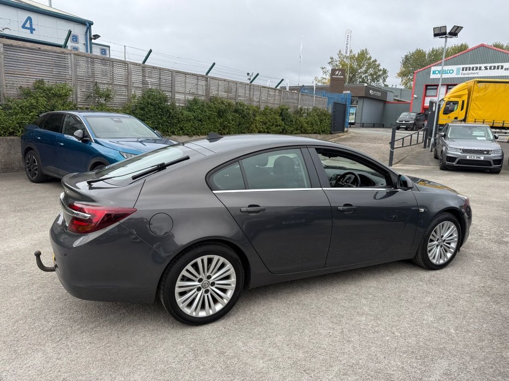 Used Vauxhall Insignia 2015 for sale - 76685987: Photo 9