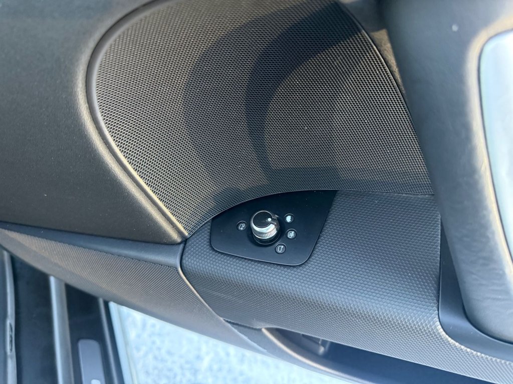 Used Audi TT 2010 for sale - 76768799: Photo 15