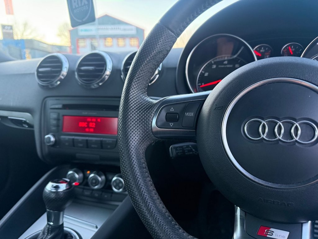 Used Audi TT 2010 for sale - 76768799: Photo 17