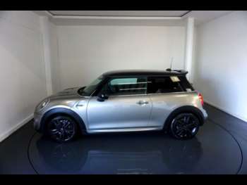 Used MINI Hatch 2019 for sale - 74053378: Photo