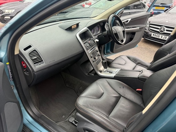 Used Volvo XC60 2009 for sale - 76105753: Photo 25