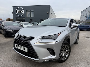 2019 (19) - 2.5 300h Premium SUV 5dr Petrol Hybrid E-CVT 4WD-2 OWNER CAR WITH HEATED BL
