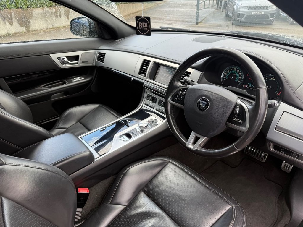 Used Jaguar XF 2013 for sale - 76582169: Photo 14