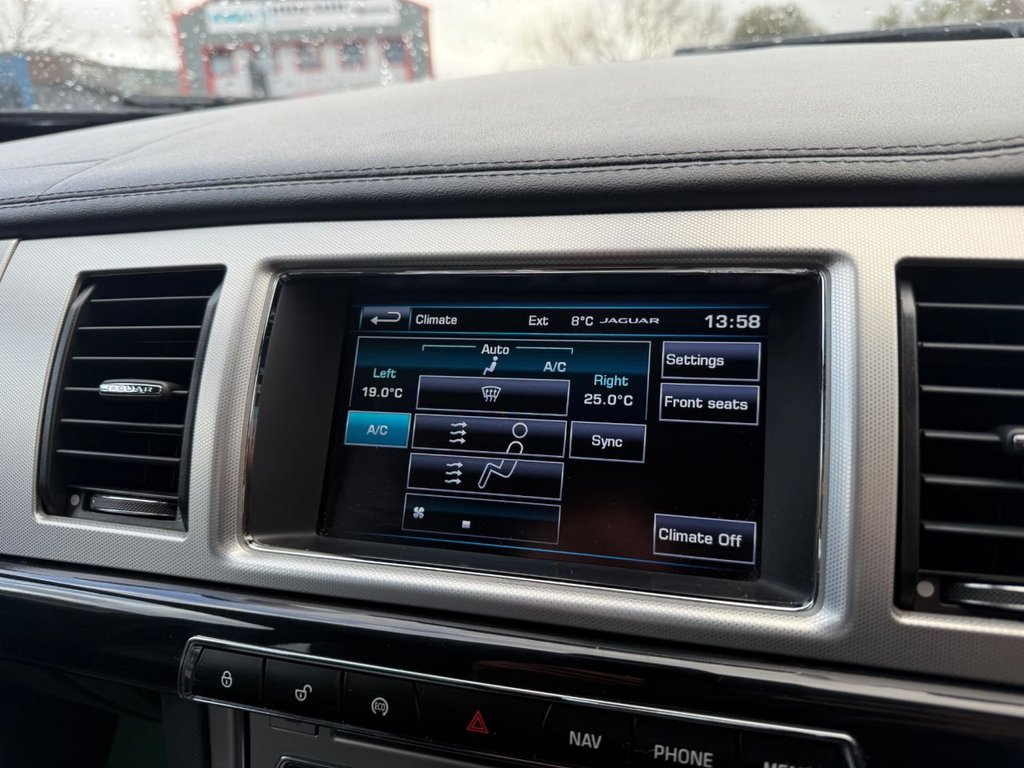 Used Jaguar XF 2013 for sale - 76582169: Photo 24