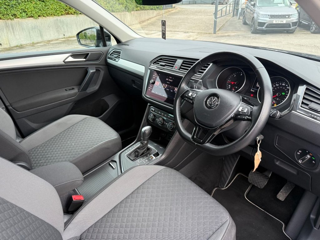 Used Volkswagen Tiguan 2018 for sale - 76323533: Photo 14