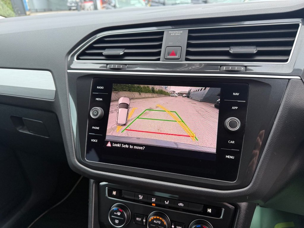 Used Volkswagen Tiguan 2018 for sale - 76323533: Photo 18