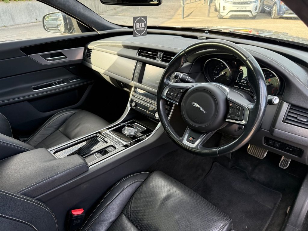 Used Jaguar XF 2016 for sale - 75974271: Photo 17