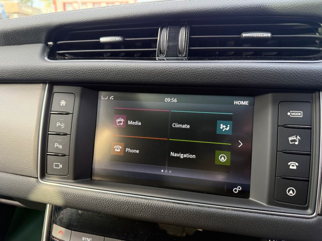 Used Jaguar XF 2016 for sale - 75974271: Photo 22