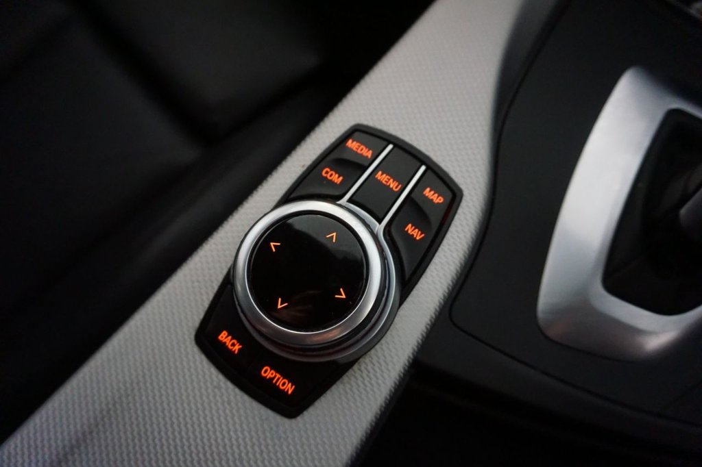 Used BMW 3 Series 2017 for sale - 76080683: Photo 21