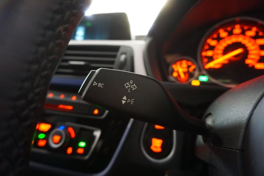 Used BMW 3 Series 2017 for sale - 76080683: Photo 33