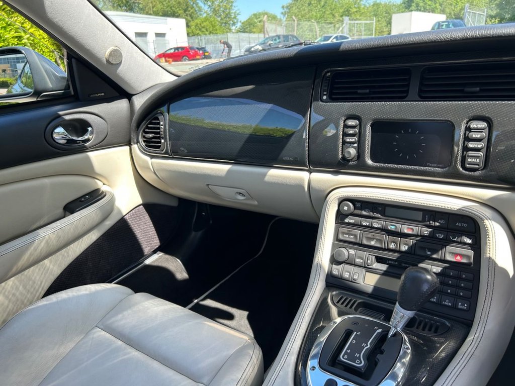 Vehicle 33