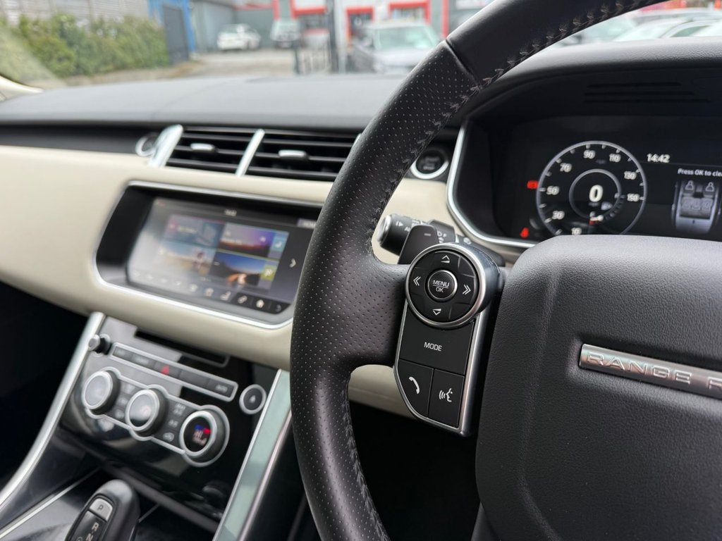 Used Land Rover Range Rover Sport 2017 for sale - 76266775: Photo 17