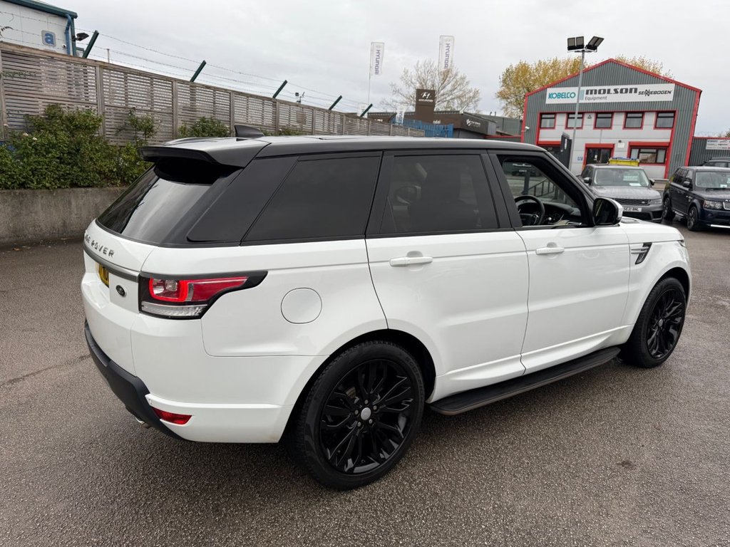 Used Land Rover Range Rover Sport 2017 for sale - 76266775: Photo 9