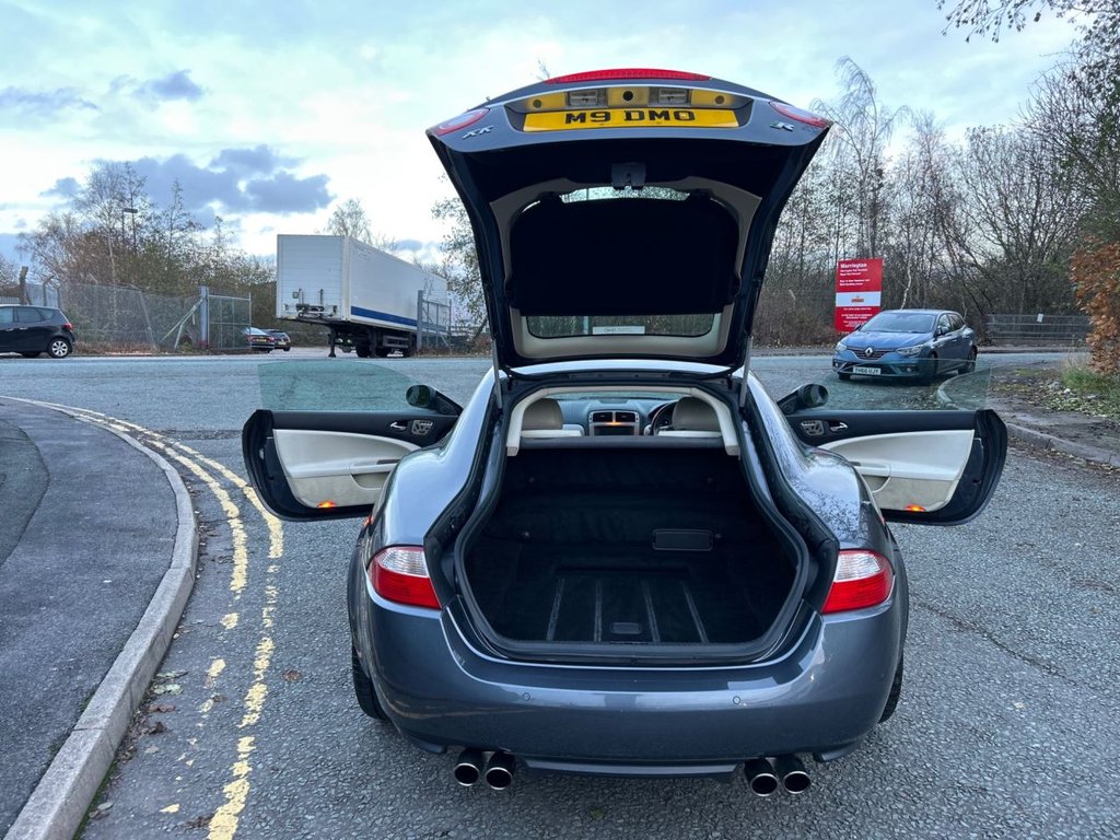 Used Jaguar XKR 2007 for sale - 76470380: Photo 17