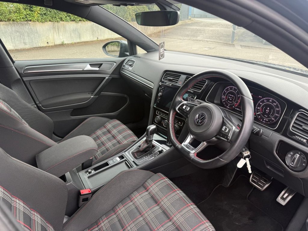 Used Volkswagen Golf 2017 for sale - 78212968: Photo 14