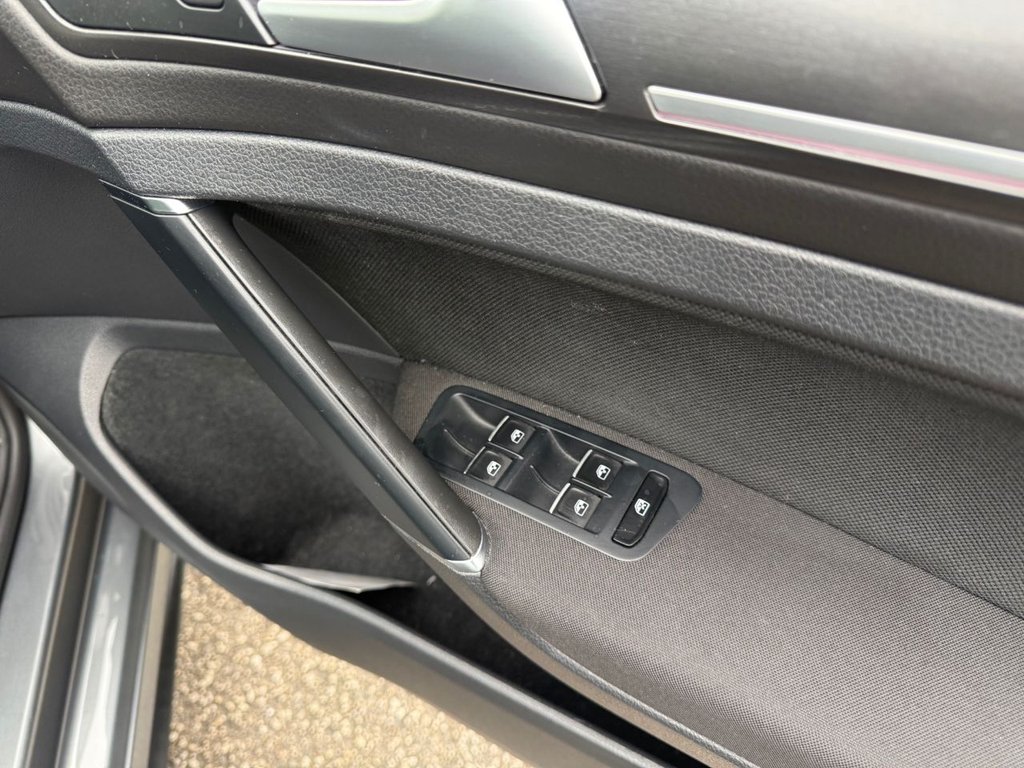 Used Volkswagen Golf 2017 for sale - 78212968: Photo 16