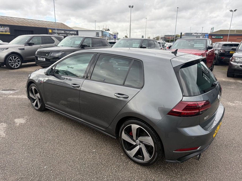 Used Volkswagen Golf 2017 for sale - 78212968: Photo 4