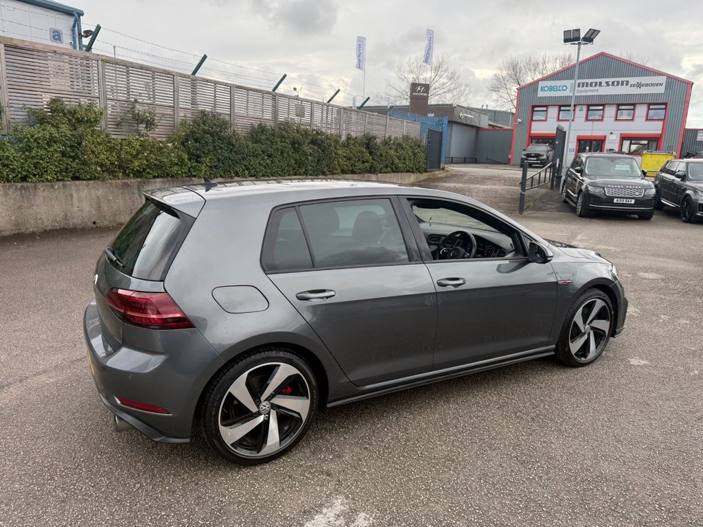 Used Volkswagen Golf 2017 for sale - 78212968: Photo 9