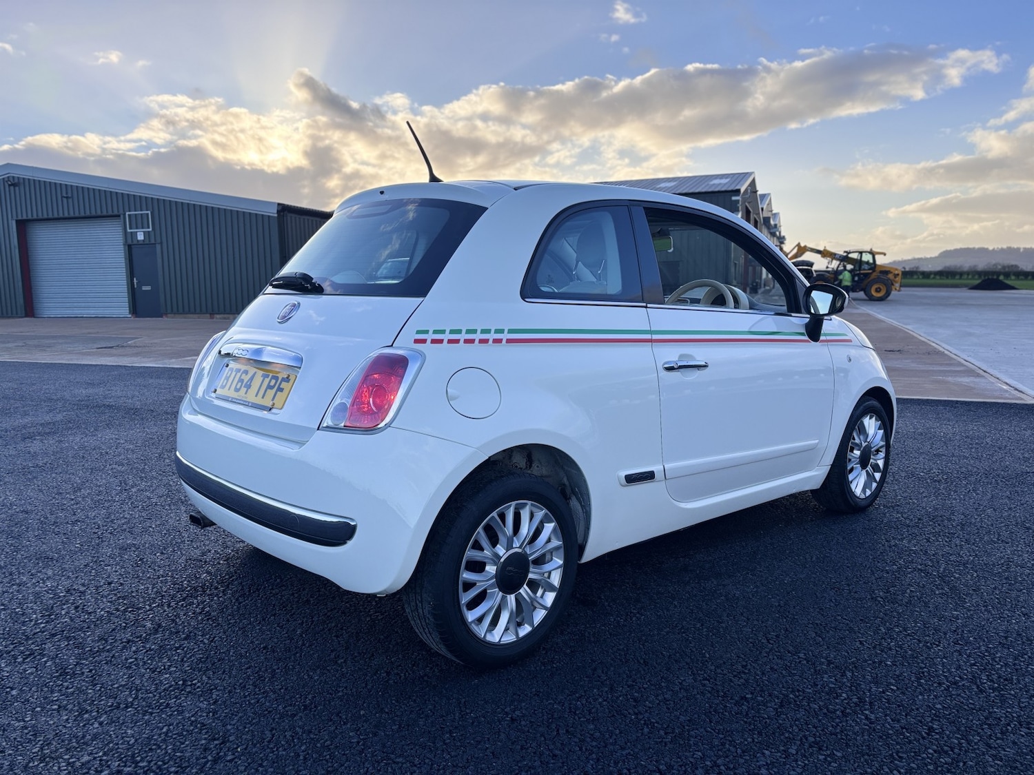 Used Fiat 500 2014 for sale - 76896944: Photo 5