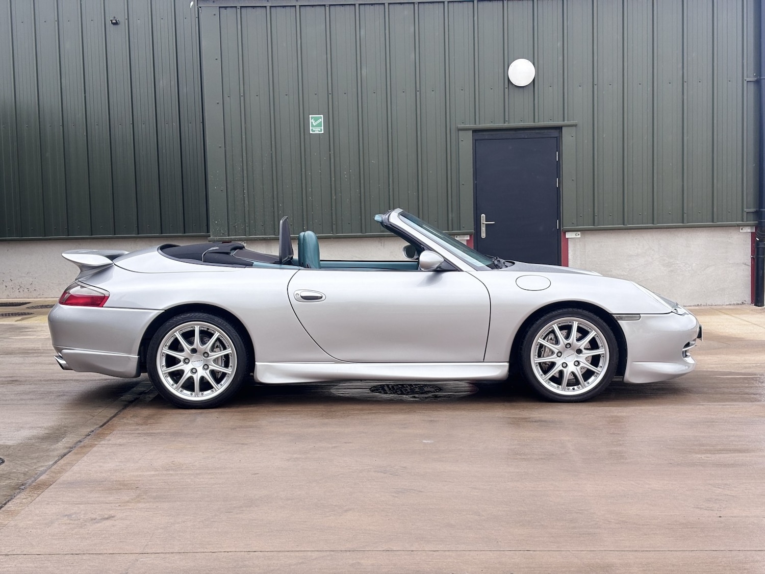 Used Porsche 911 2001 for sale - 78004404: Photo 11