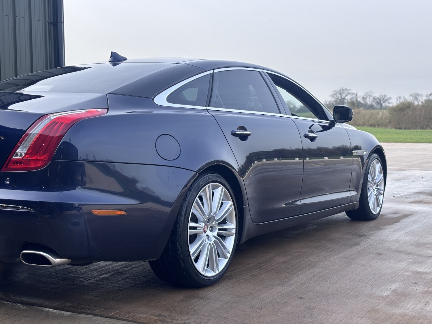 Used Jaguar XJ 2014 for sale - 77968812: Photo 14