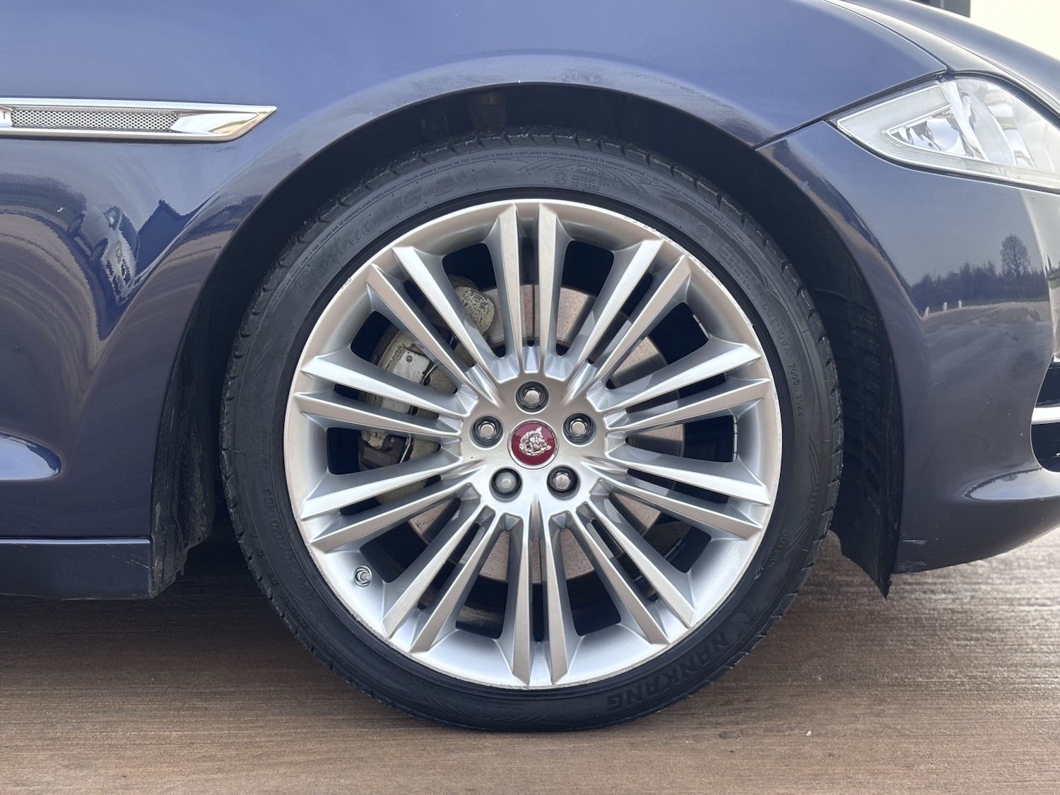 Used Jaguar XJ 2014 for sale - 77968812: Photo 15