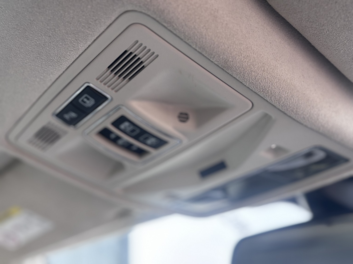 Used Jaguar XJ 2014 for sale - 77968812: Photo 58