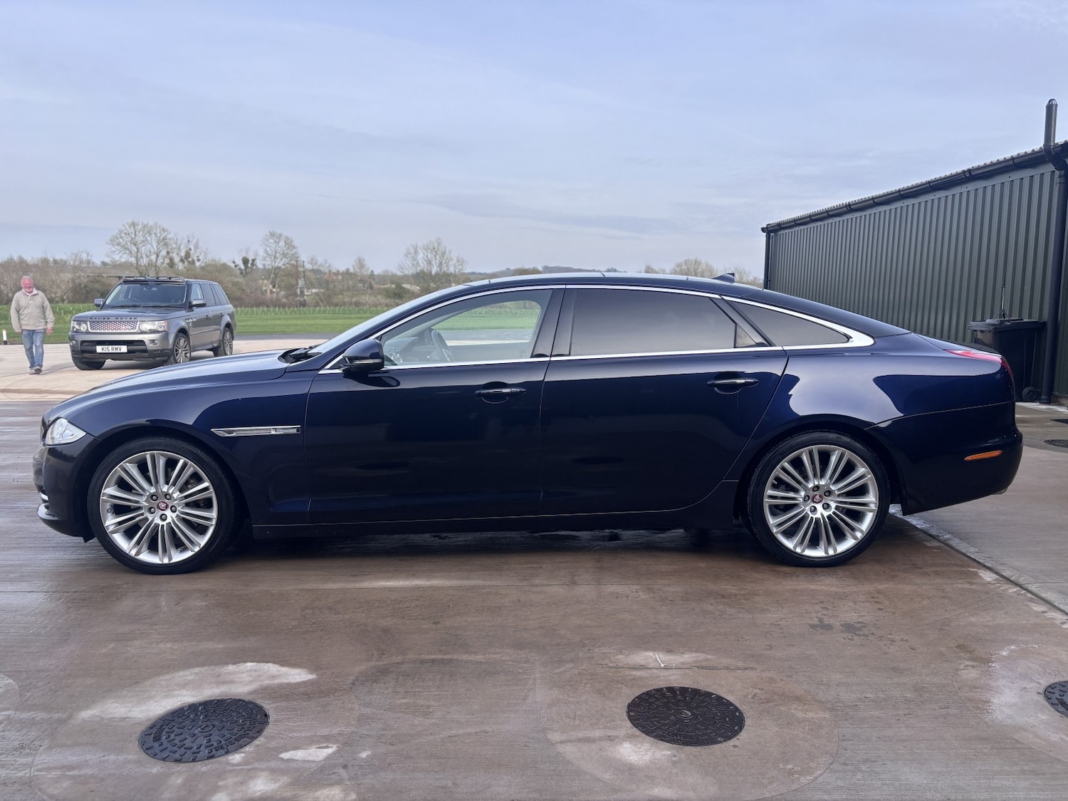 Used Jaguar XJ 2014 for sale - 77968812: Photo 6