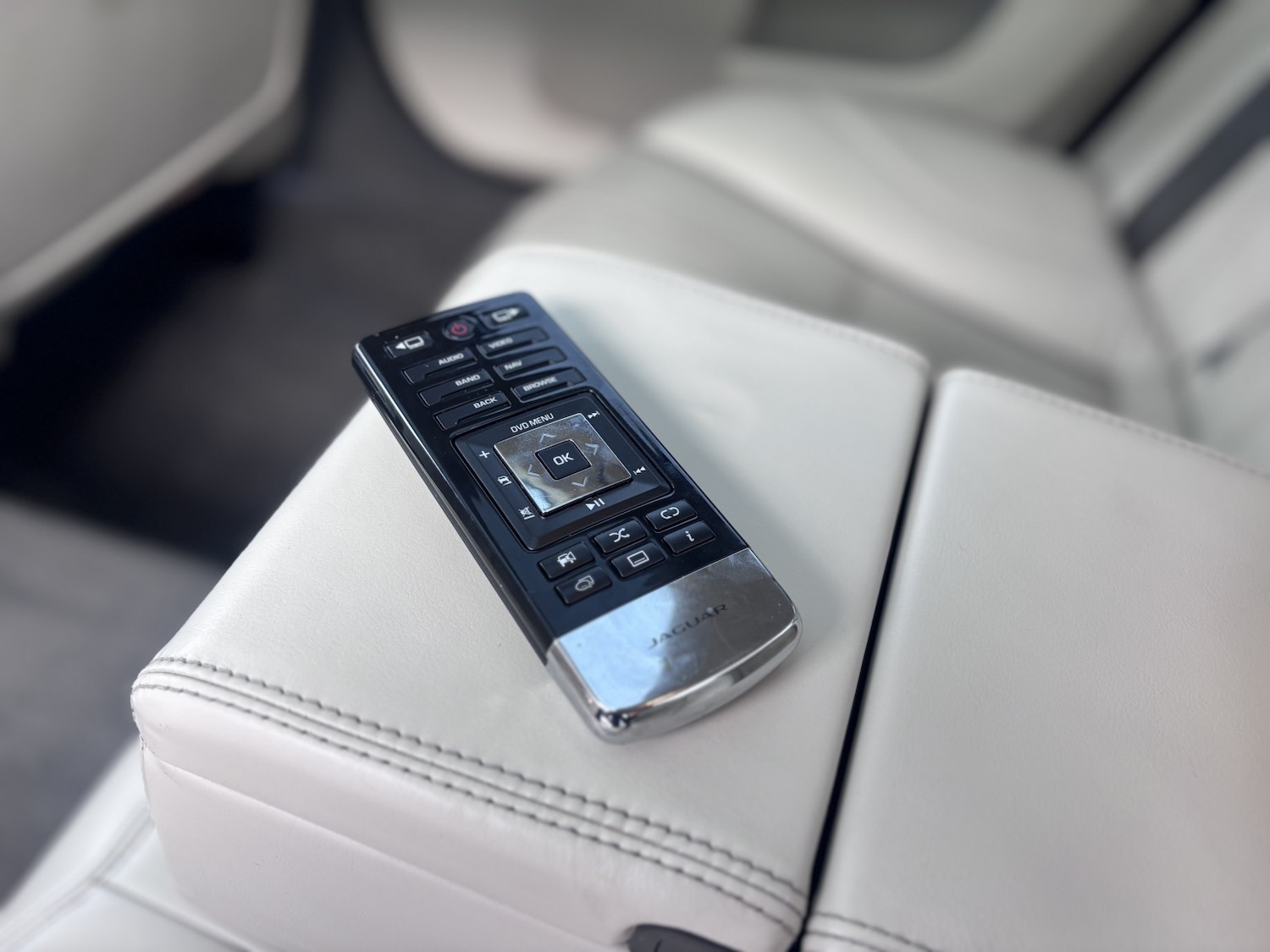 Used Jaguar XJ 2014 for sale - 77968812: Photo 66