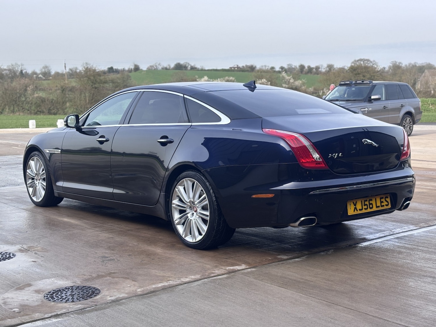 Used Jaguar XJ 2014 for sale - 77968812: Photo 7