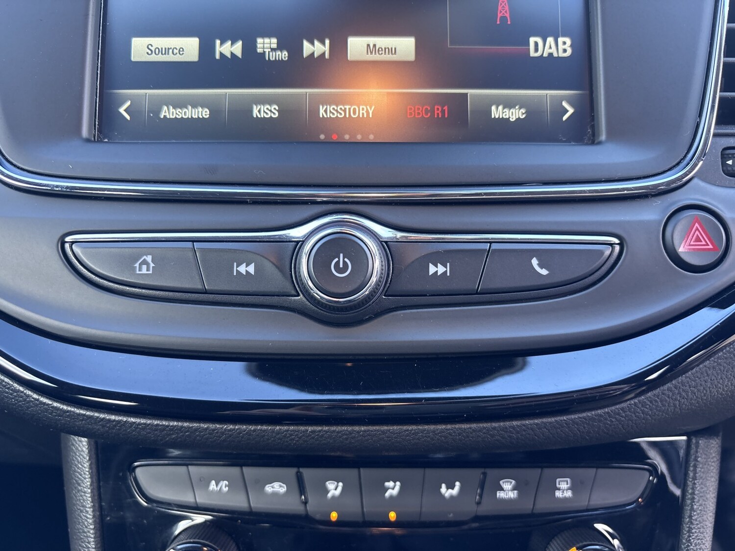 Used Vauxhall Astra 2017 for sale - 77342577: Photo 37