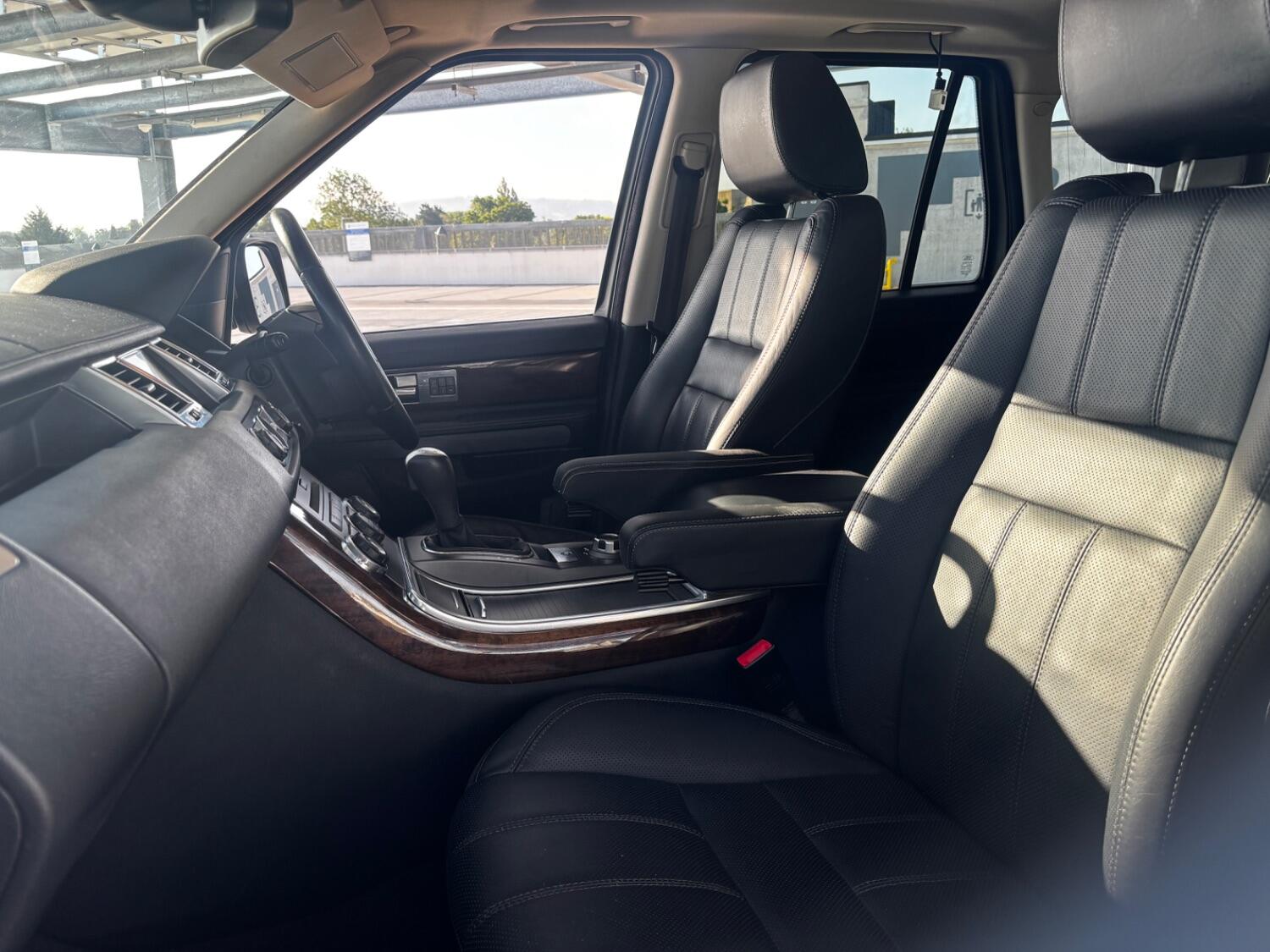 Used Land Rover Range Rover Sport 2010 for sale - 76897046: Photo 18