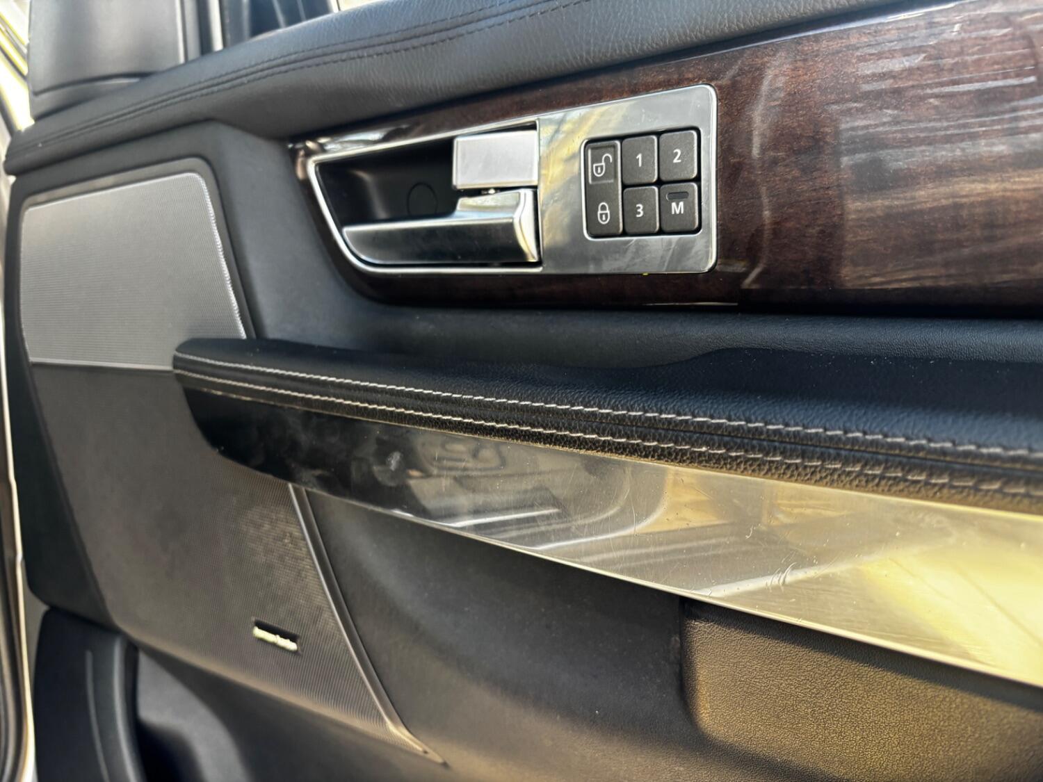 Used Land Rover Range Rover Sport 2010 for sale - 76897046: Photo 23