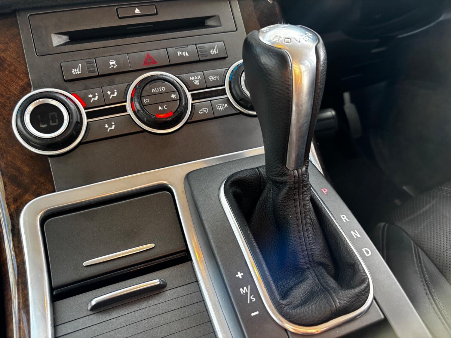 Used Land Rover Range Rover Sport 2010 for sale - 76897046: Photo 29