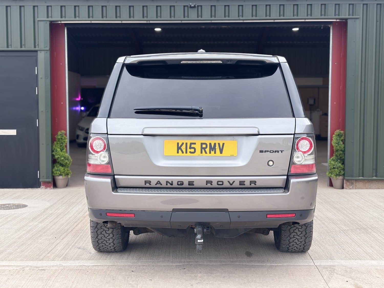 Used Land Rover Range Rover Sport 2010 for sale - 76897046: Photo 4